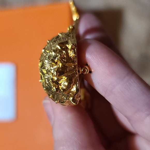 Pineapple 🍍 Anyone?? KJL Kenneth Jay Lane and BAUBLEBAR Combo! Brooch & Ears! - Picture 7 of 15